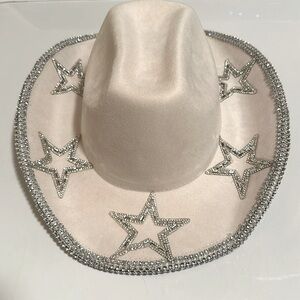 NWT Star Studded Rhinestone Cowgirl Hat